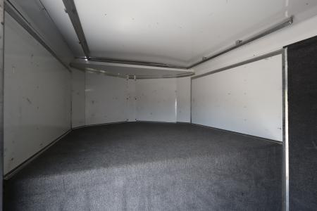 Used 2007 Sundowner 7 Horse Mid-tack Trailer