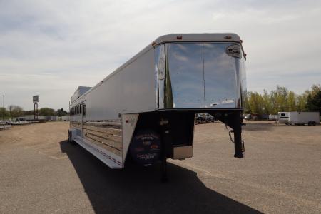 Used 2007 Sundowner 7 Horse Mid-tack Trailer