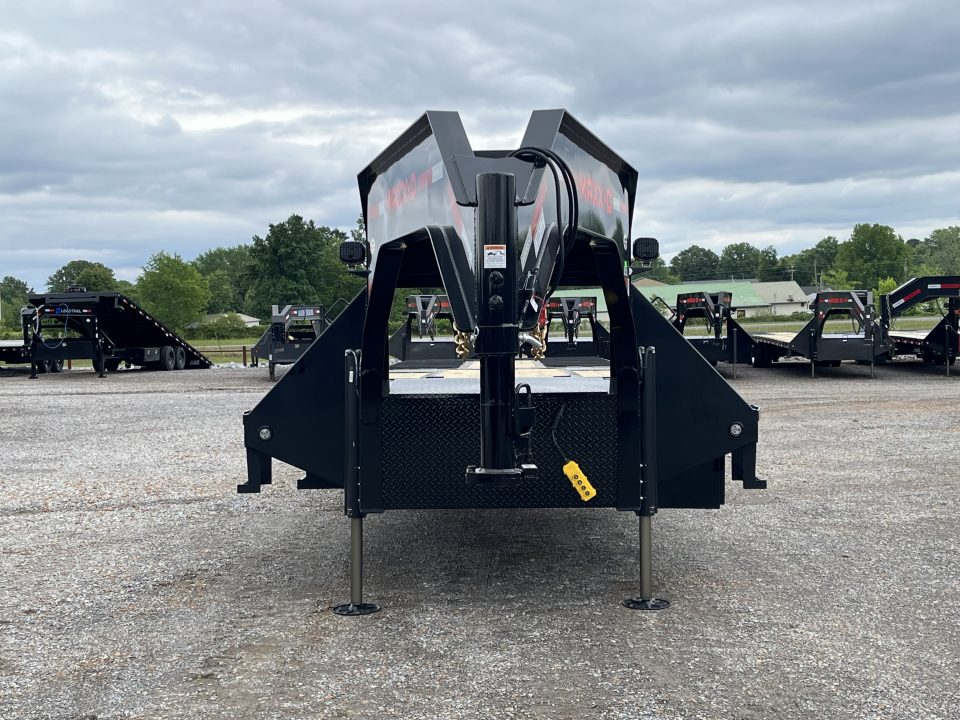 New 2027 MAXXD Hydraulic Dovetail Gooseneck Trailer | 34' x 102' 30K GVWR