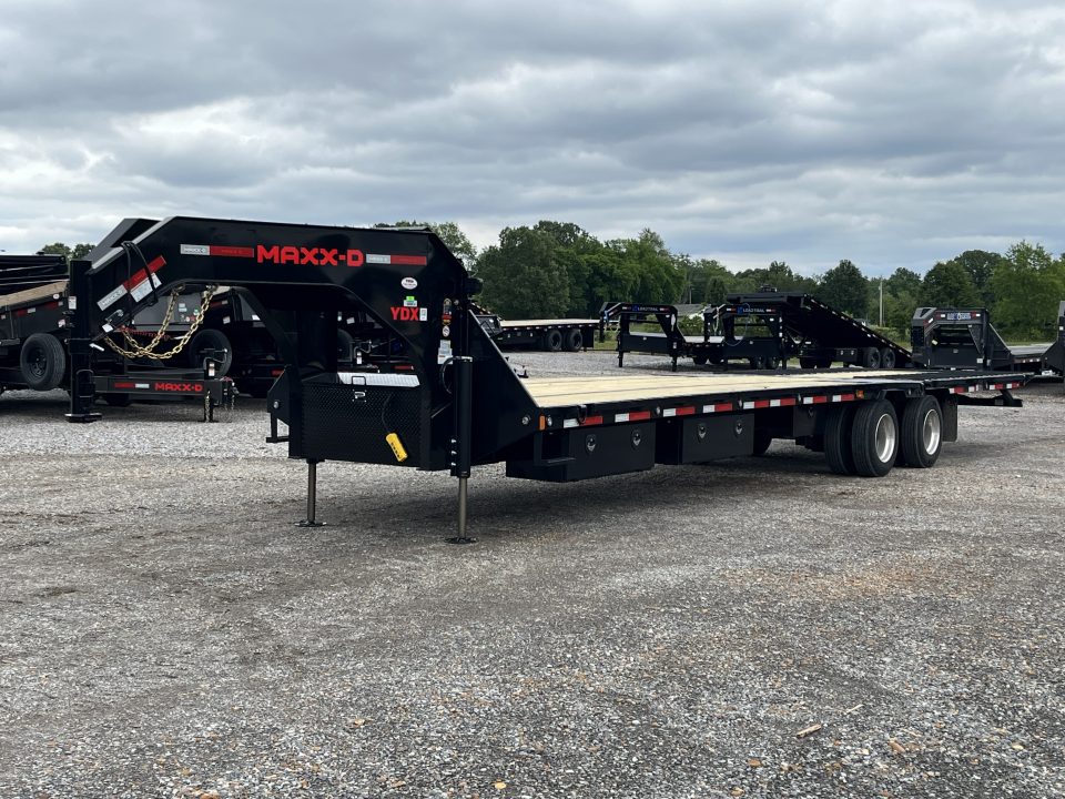New 2027 MAXXD Hydraulic Dovetail Gooseneck Trailer | 34' x 102' 30K GVWR