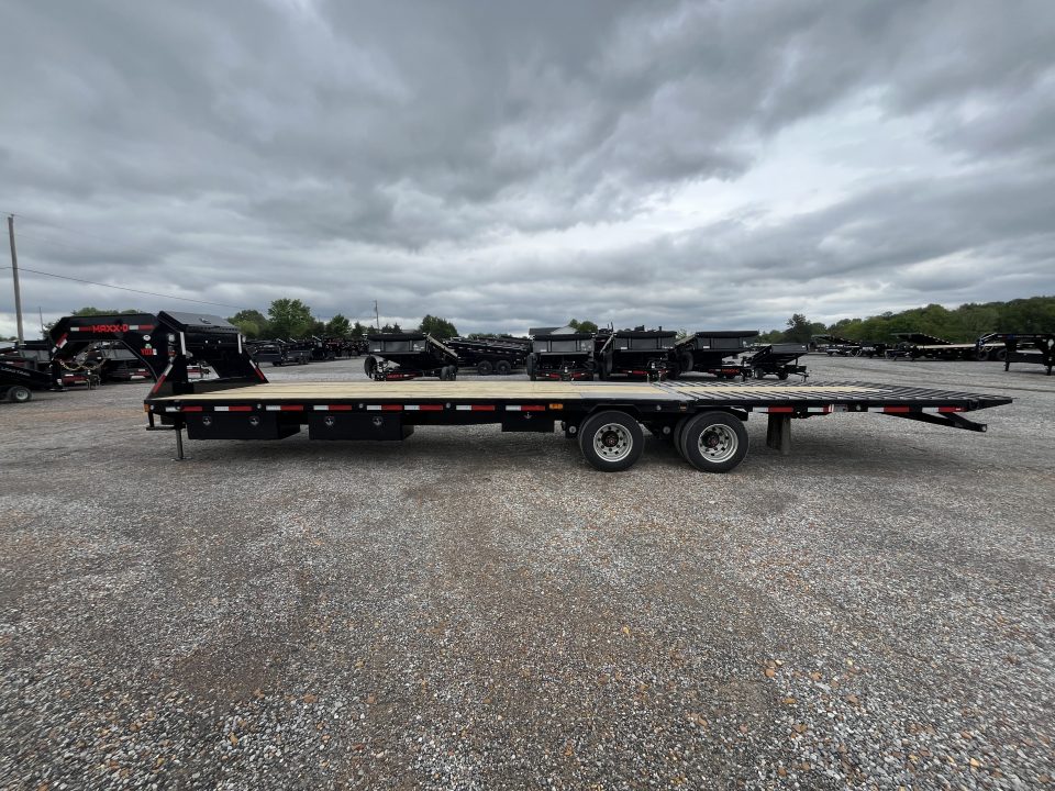 New 2027 MAXXD Hydraulic Dovetail Gooseneck Trailer | 34' x 102' 30K GVWR