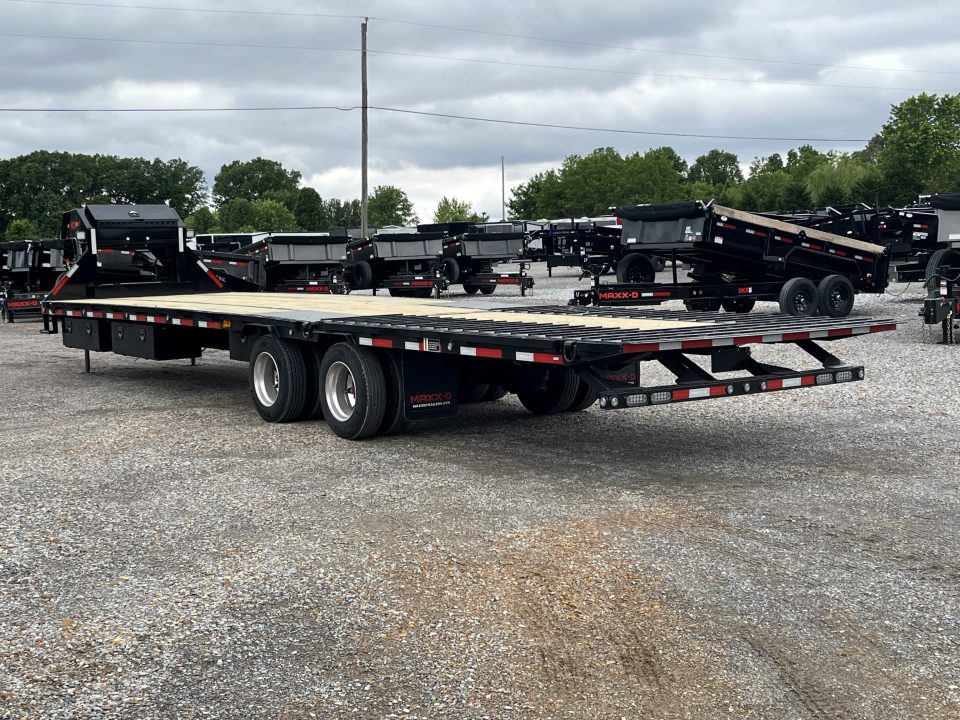 New 2027 MAXXD Hydraulic Dovetail Gooseneck Trailer | 34' x 102' 30K GVWR