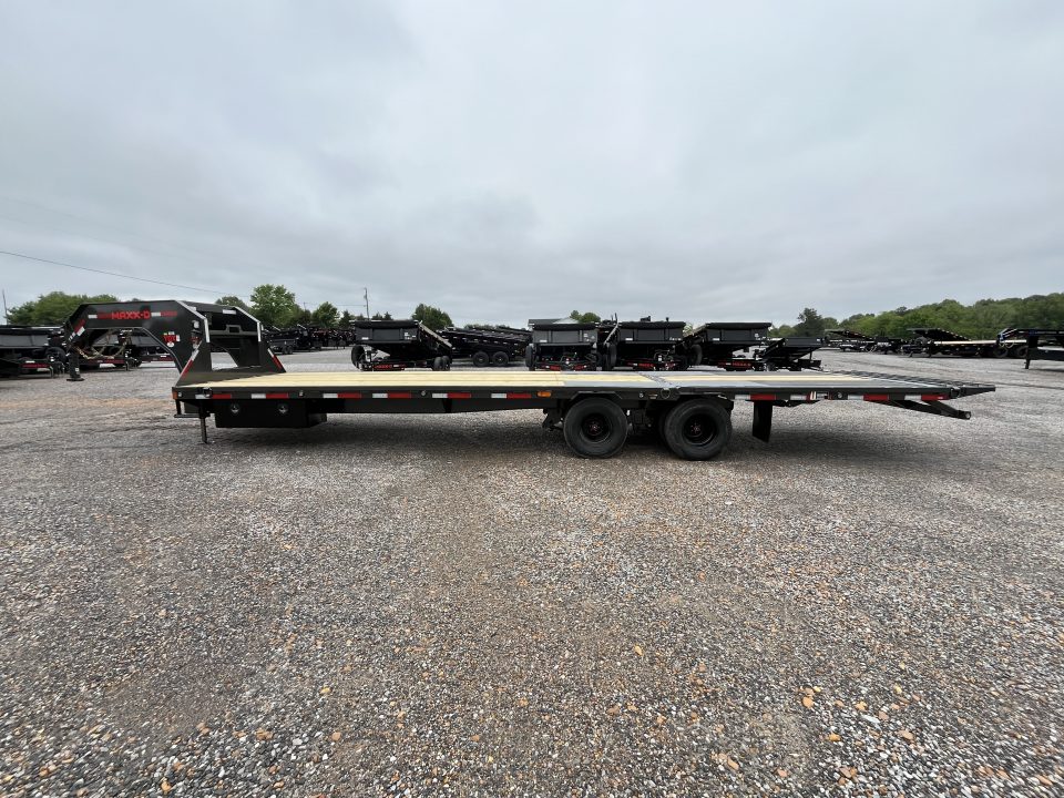 New 2027 MAXXD Hydraulic Dovetail Gooseneck Trailer | 32' x 102' 25K GVWR