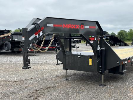 New 2027 MAXXD Hydraulic Dovetail Gooseneck Trailer | 32' x 102' 25K GVWR