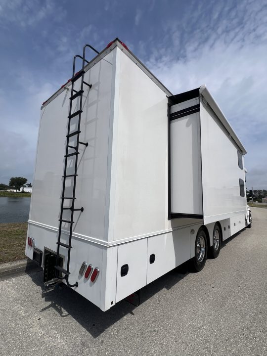 Used 2017 Renegade 45’ Tandem Axle Motorcoach