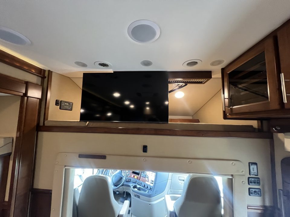 Used 2017 Renegade 45’ Tandem Axle Motorcoach