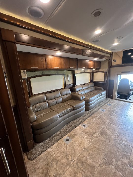 Used 2017 Renegade 45’ Tandem Axle Motorcoach