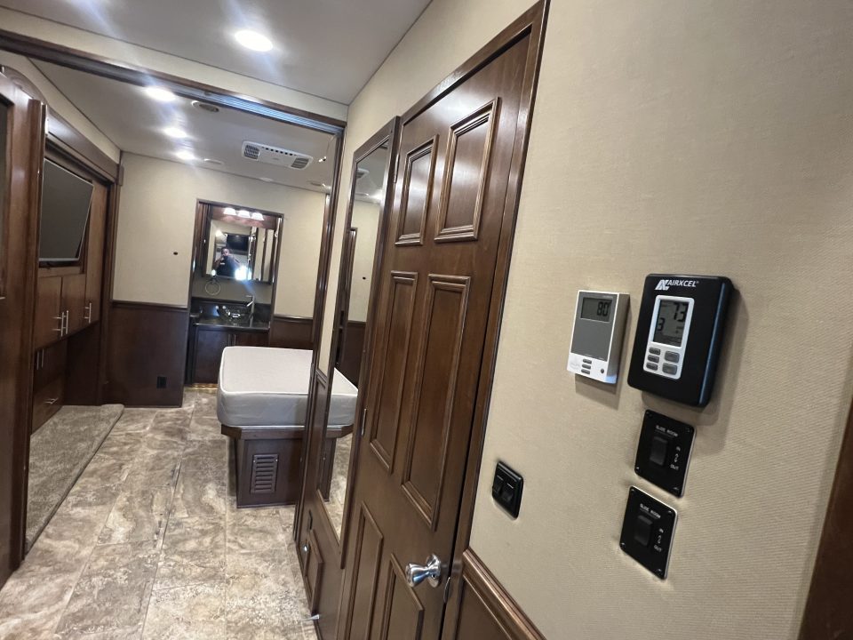 Used 2017 Renegade 45’ Tandem Axle Motorcoach