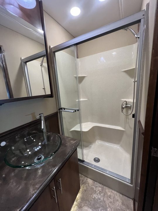 Used 2017 Renegade 45’ Tandem Axle Motorcoach