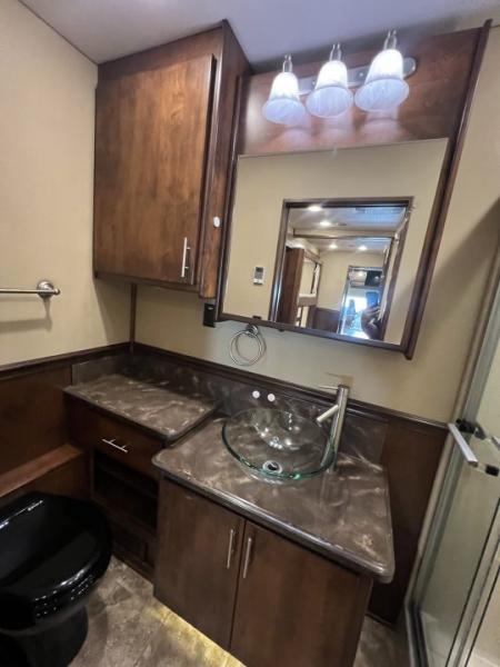 Used 2017 Renegade 45’ Tandem Axle Motorcoach