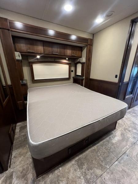 Used 2017 Renegade 45’ Tandem Axle Motorcoach