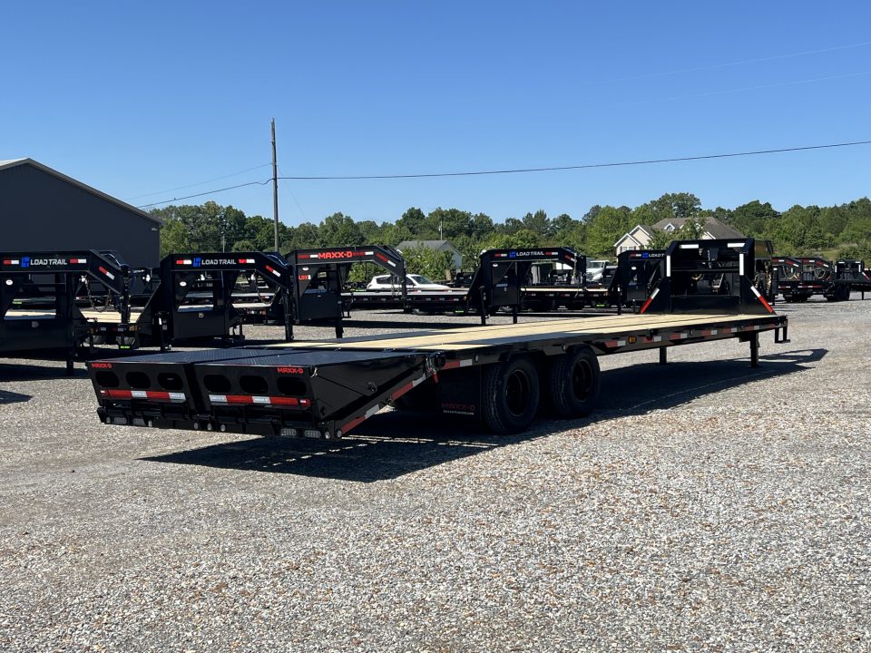 New 2027 MAXX-D 102"X32' 25K Gooseneck Flatbed Trailer