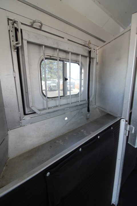 Used 2010 Platinum Coach Outlaw Interior 15' SW Living Quarters w/ Slide out - Generator - Slide out