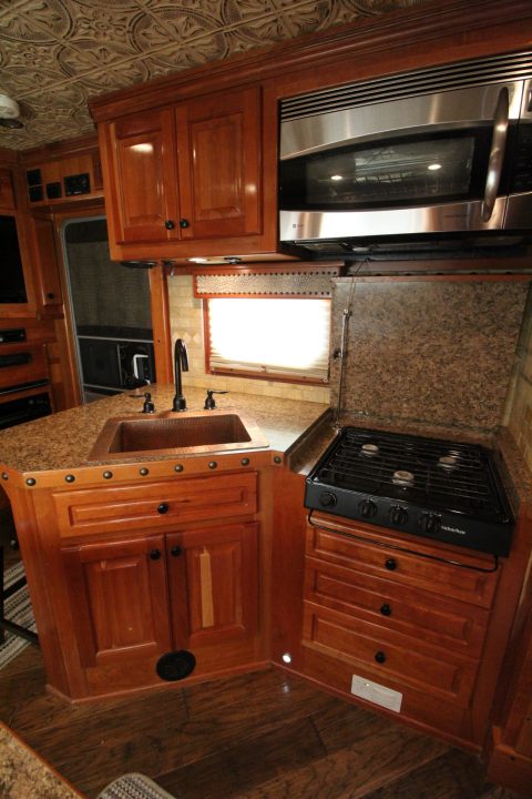 Used 2010 Platinum Coach Outlaw Interior 15' SW Living Quarters w/ Slide out - Generator - Slide out