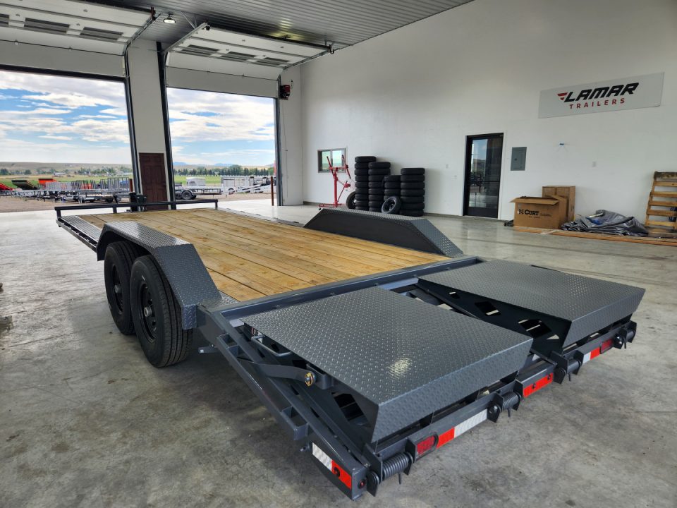 New 2026 Lamar 22' Equipment Trailer 14K