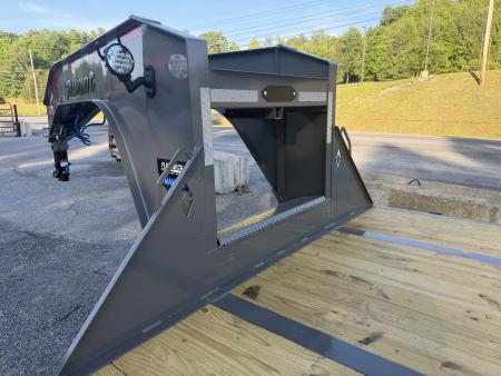 New 2026 Diamond C FMAX210 GOOSENECK TRAILER PACESETTER EDITION HYDRO DOVE & JACKS DIAS BRAKES ALUMINUM OUTER RIMS