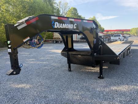 New 2026 Diamond C FMAX212 GOOSENECK Trailer PACESETTER EDITION HYDRO JACKS & DOVE DISC BRAKES 17.5 ALUMINUM OUTER RIMS