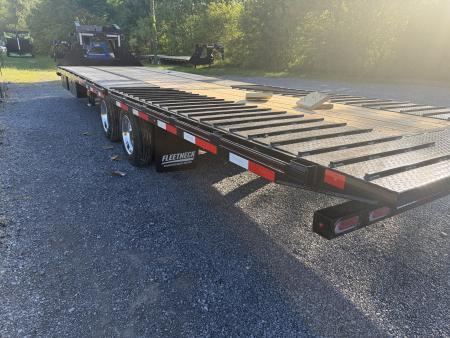 New 2026 Diamond C FMAX212 GOOSENECK Trailer PACESETTER EDITION HYDRO JACKS & DOVE DISC BRAKES 17.5 ALUMINUM OUTER RIMS