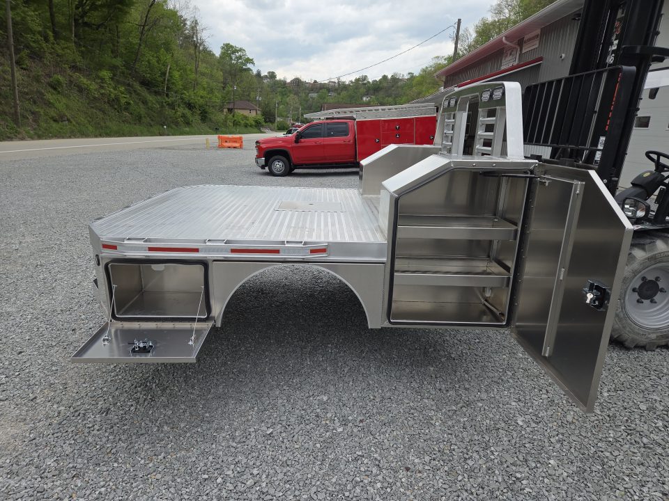 New Martin Truck Bodies 98x104 SBV Flatbed 8' DRW Longbed Chamfered Corners
