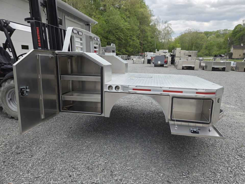 New Martin Truck Bodies 98x104 SBV Flatbed 8' DRW Longbed Chamfered Corners