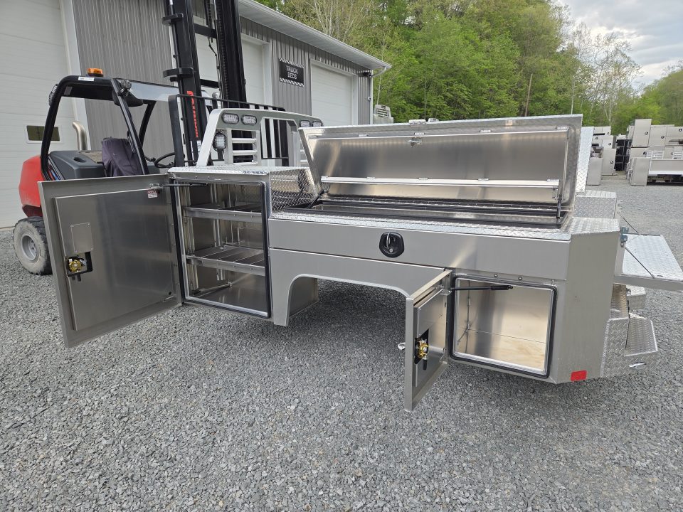 New Martin Truck Bodies Aluminum Gooseneck Service Body DRW 60" CA Cab and Chassis *Diamond Tread *Interior Lights *Work Lights