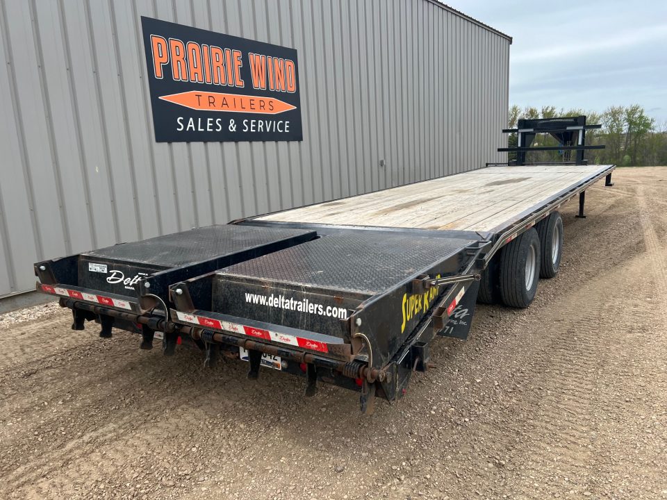 Used 2022 Delta Trailers 32' Gooseneck 10K's Flatbed Trailer