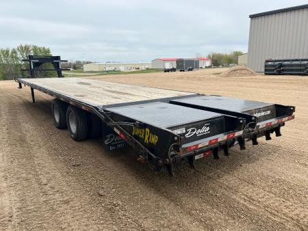 Used 2022 Delta Trailers 32' Gooseneck 10K's Flatbed Trailer