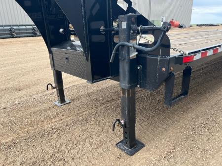 Used 2024 Midsota 40' Gooseneck Flatbed Trailer