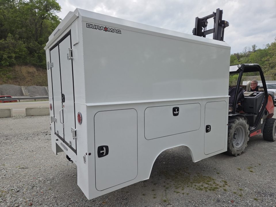 New Dura Mag Truck Bodies S-Series Aluminum Canopy Service Body 8' SRW 63"