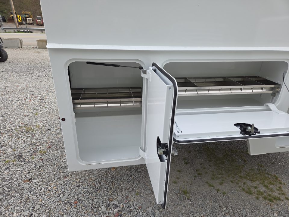 New Dura Mag Truck Bodies S-Series Aluminum Canopy Service Body 8' SRW 63"