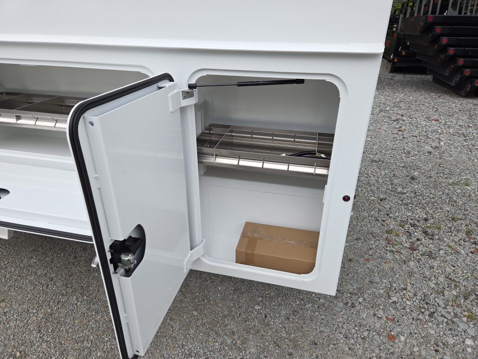 New Dura Mag Truck Bodies S-Series Aluminum Canopy Service Body 8' SRW 63"