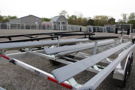 New 2026 Wolverine 26' TANDEM AXLE GT STOCK ID 53295 Boat Trailer