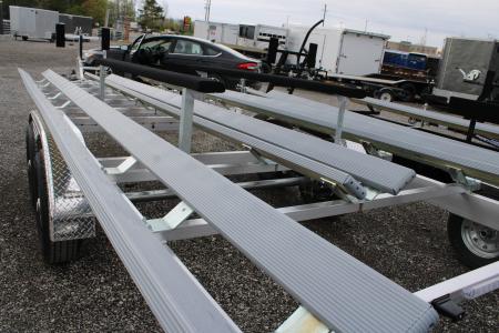 New 2026 Wolverine 26' TANDEM AXLE GT STOCK ID 53295 Boat Trailer
