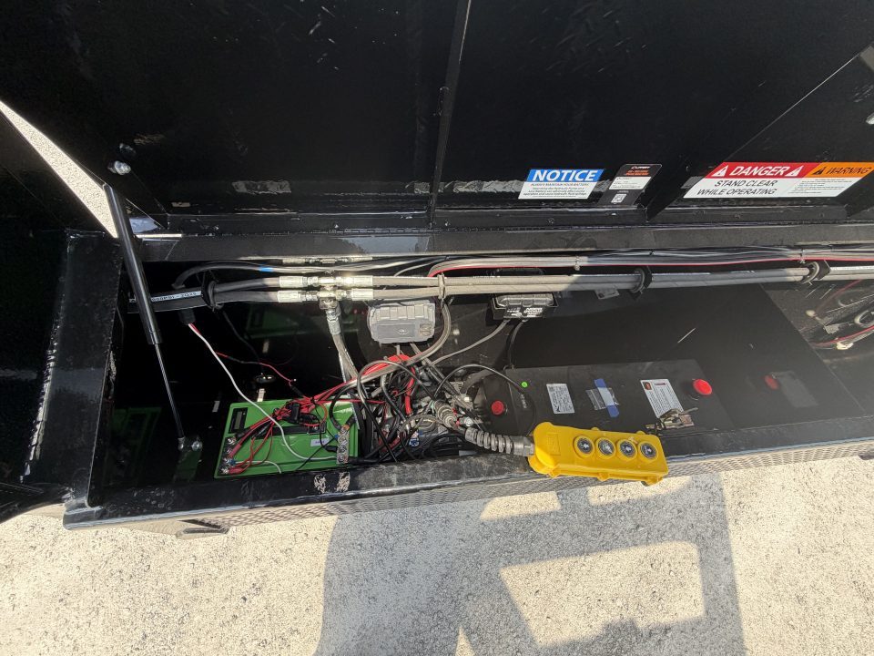New 2026 Diamond C Trailers LPT208L16X81 (81" X 16') 18K (Pacesetter Ed.) Telescopic Gooseneck Dump Trailer