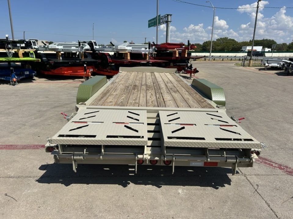 New 2026 Norstar EWB 83x20 Equipment Trailer