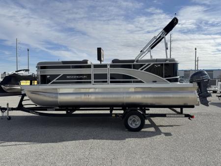 Used 2025 Bennington 18 S Cruise Pontoon Boat Narrow Beam