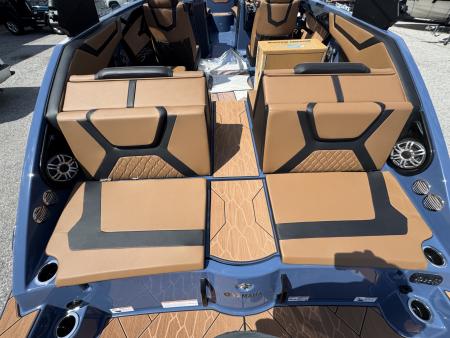 New 2026 Yamaha Boats 222 XE Jet Boat