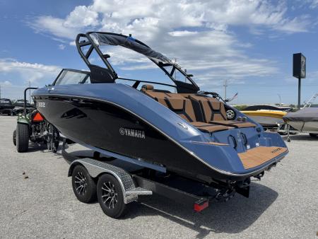 New 2026 Yamaha Boats 222 XE Jet Boat