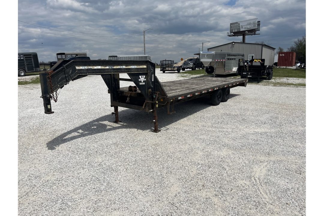 Used 2001 PJ Trailers 102x24 GN Straight Deck w/ Slide Out Ramps/ New Tires
