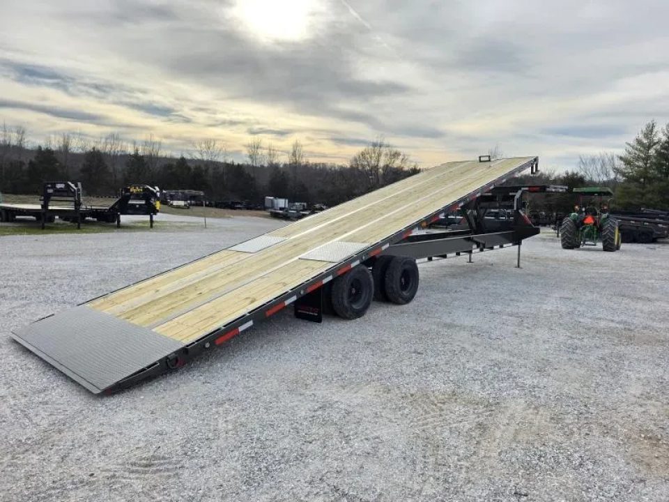 New 2026 MAXX-D 102 X 36 TDX TANDEM DUAL GN TILT W/ HYDRO JACKS/ TORQUE TUBE/ DECK ON NECK