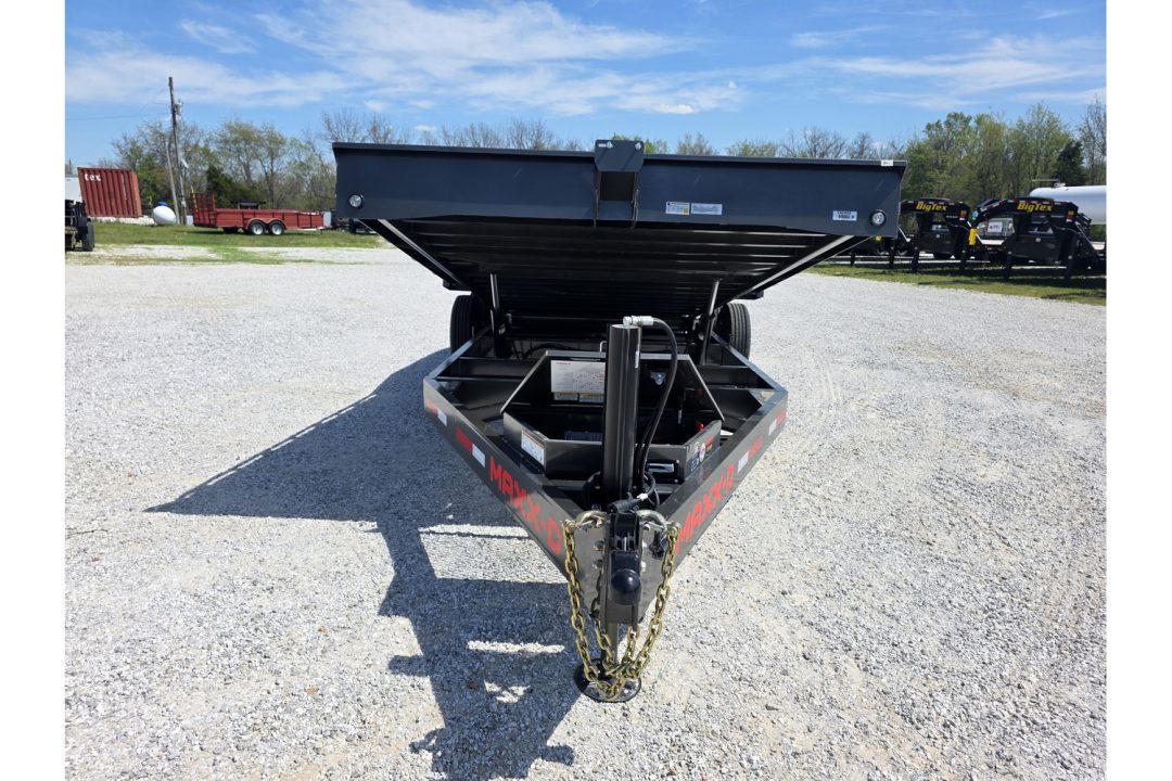 New 2026 MAXX-D 102X22 TANDEM 17.5K FULL TILT W/ HYDROJACKS, DRIVE OVER FENDERS, WINCH PLATE & WIRELESS REMOTE