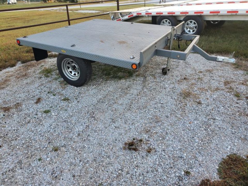 Used 2013 IDAHO TOTE 102"X8' SINGLE AXLE AIR RIDE TOTE TRAILER