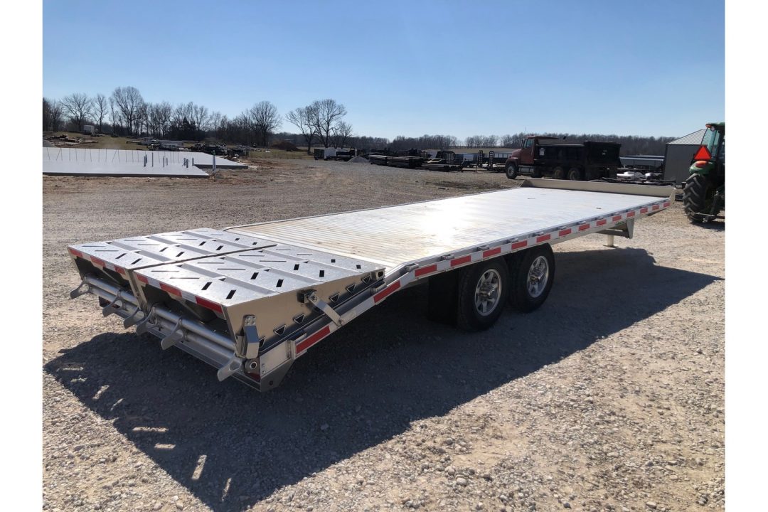 Used 2025 EBY 102x24.5 TANDEM 14K DECK OVER W / MAX RAMPS