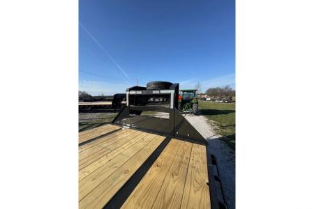 New 2026 Big Tex Trailers 102x25 Tandem 25.9K GN Flatbed w/ Mega Ramps, 2-Speed Jacks & 14 Ply Tires