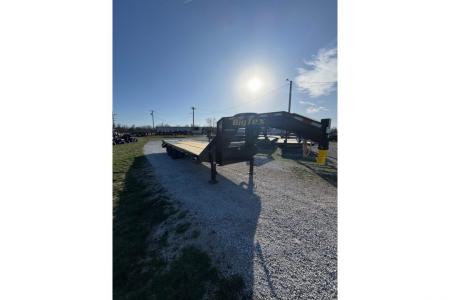 New 2026 Big Tex Trailers 102x25 Tandem 25.9K GN Flatbed w/ Mega Ramps, 2-Speed Jacks & 14 Ply Tires