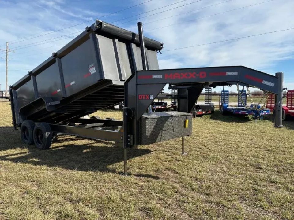 New 2026 MAXX-D 83x16 Tandem 18K GN Telescopic Dump Trailer W/ Hydro Jacks