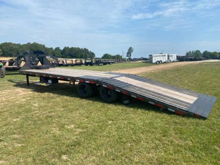 Used 2023 Diamond C Trailers 102X32 FMAX212 TANDEM GOOSENECK HYDROTAIL - BILLINGS RENTAL - NOT FOR SALE