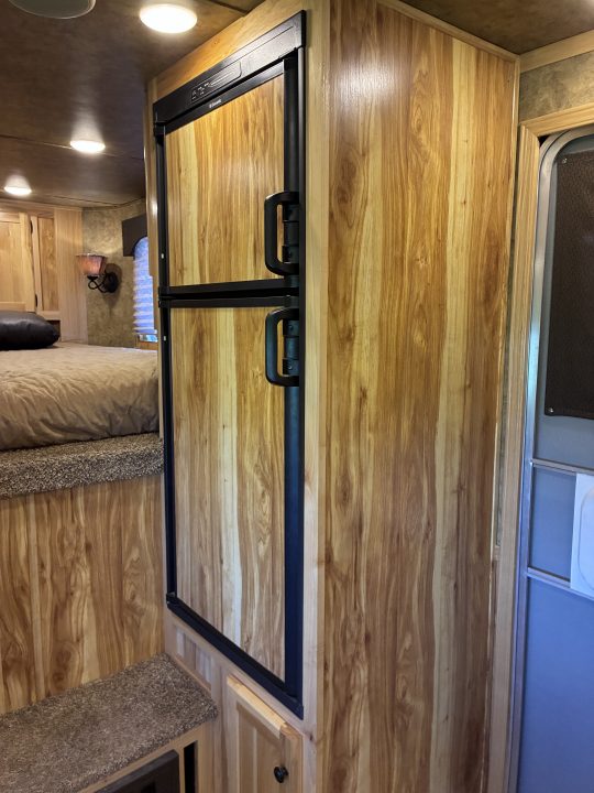 Used 2017 Lakota C311 Horse Trailer