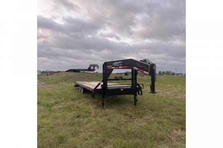 Used 2022 Starlite Trailers TANDEM GN W / RAMPS 102X25