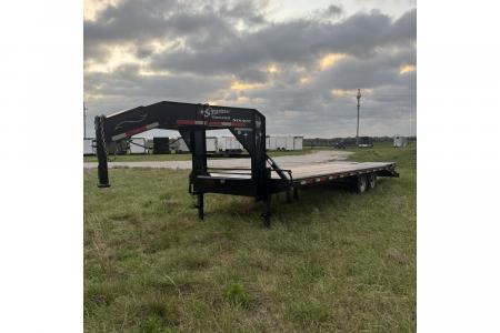 Used 2022 Starlite Trailers TANDEM GN W / RAMPS 102X25